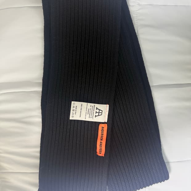 안데르센 안데르센 숏 블랙