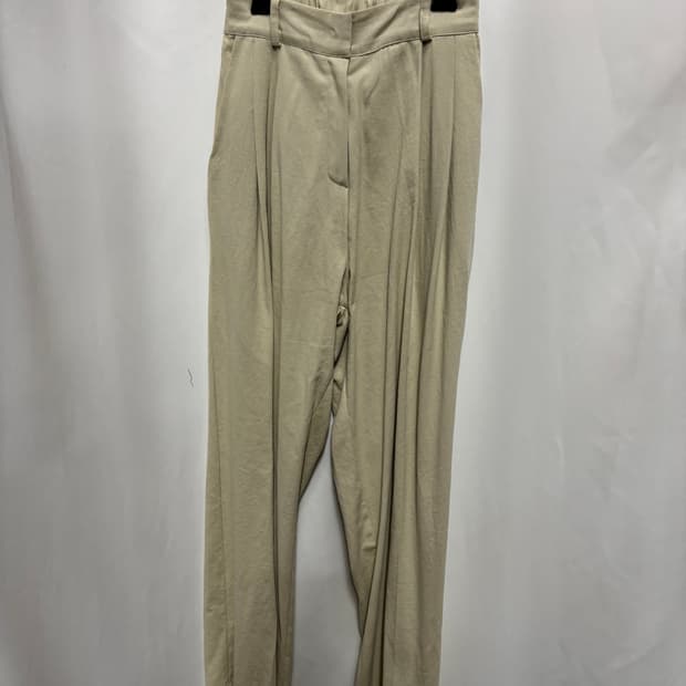 뒷허리 밴딩 베이지 핀턱 와이드 팬츠