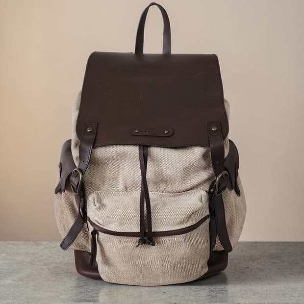 Akiinsvin 캔버스 가죽 백팩 브라운 / 베이지
