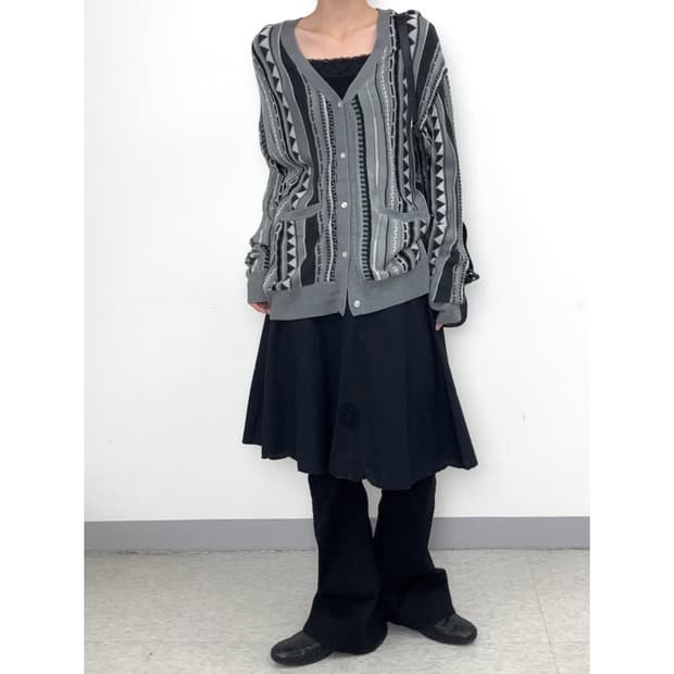 빈티지 블랙 플레어 미디 스커트