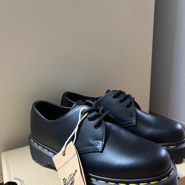 [새상품] 닥터마틴 1461 벡스 블랙 230 UK4