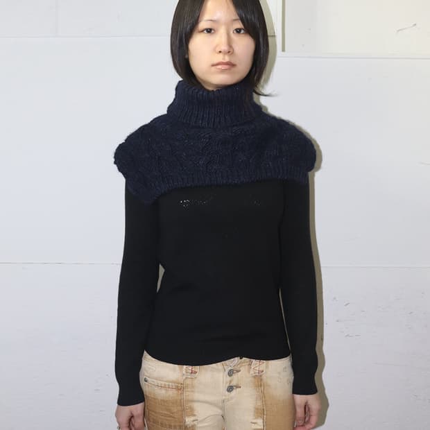 비비안 웨스트우드 앵글로매니아 니트 넥워머 네이비