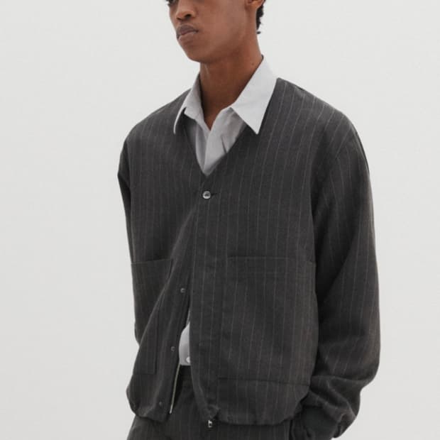 DNSR 스트라이프 브이넥 카라리스 자켓 차콜 XL