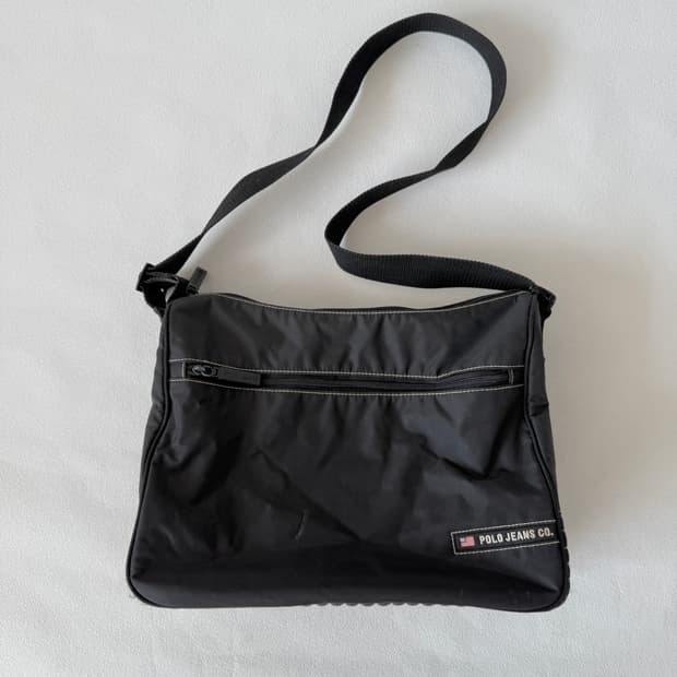 폴로진스(POLO JEANS) 크로스백(손상 확인)