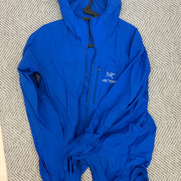 아크테릭스 스쿼미시 후디 s