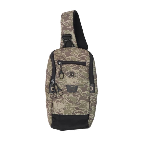 살로몬 카모플라쥬 슬링백