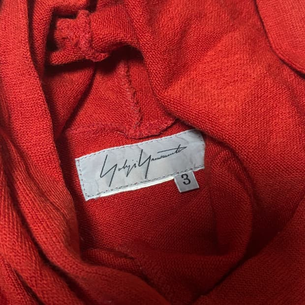 요지야마모토 니트후디