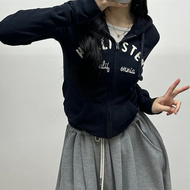 홀리스터 y2k 여리핏 블랙 대장급 걸즈 후드집업 희귀져지(XS)