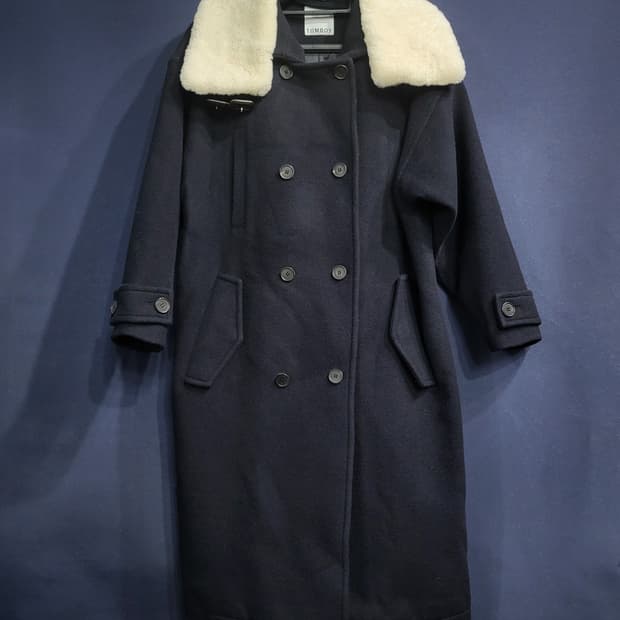 톰보이 오버핏 양털 코트