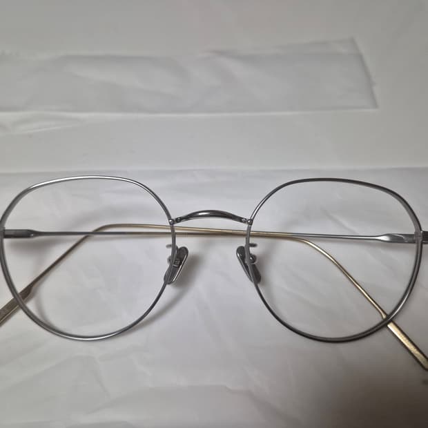 젠틀몬스터 요나 02 안경테