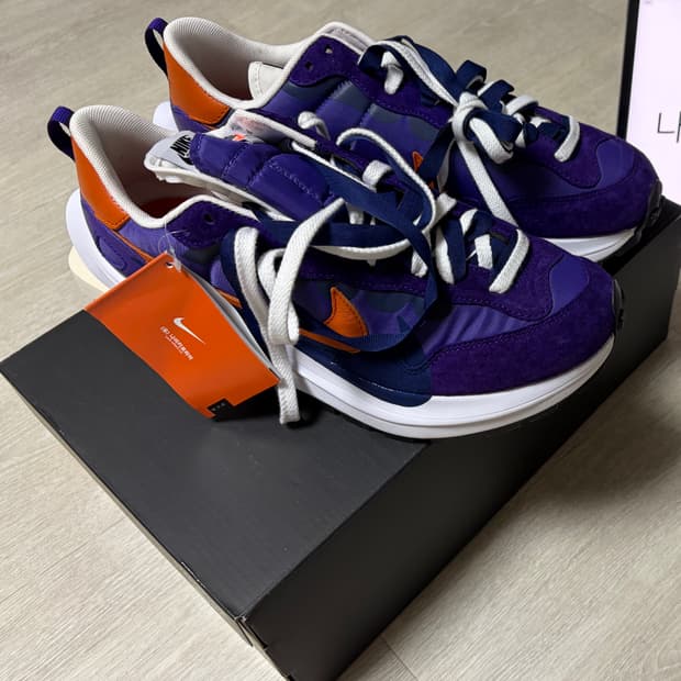 나이키x사카이 베이퍼와플 다크아이리스