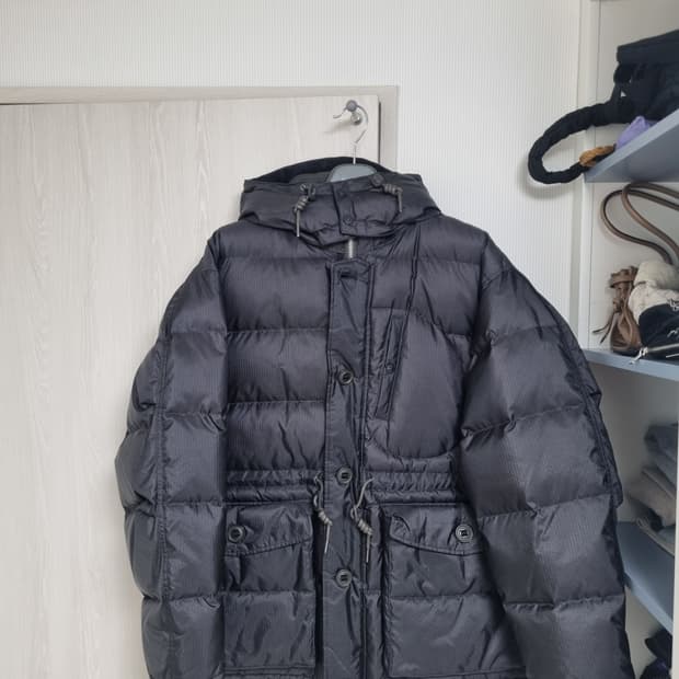 [50] 25FW 헨리코튼 FFC 왁스드 립스탑 다운 패딩 카라코람 블랙