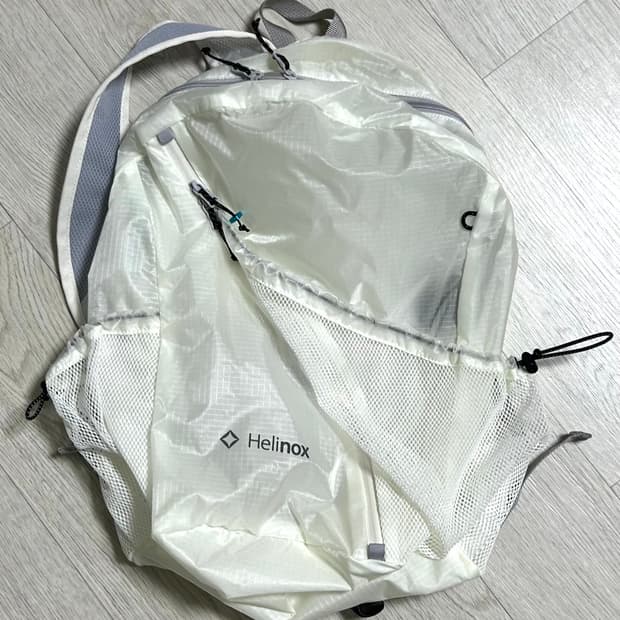 헬리녹스 이클립스 라이트팩 15L 백팩 아이보리 레몬 화이트 가방 등산