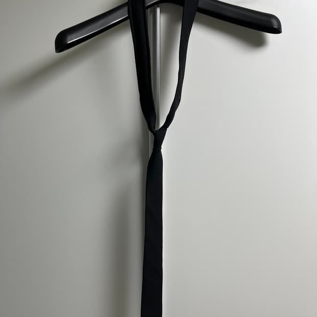 톰브라운 차콜 타이