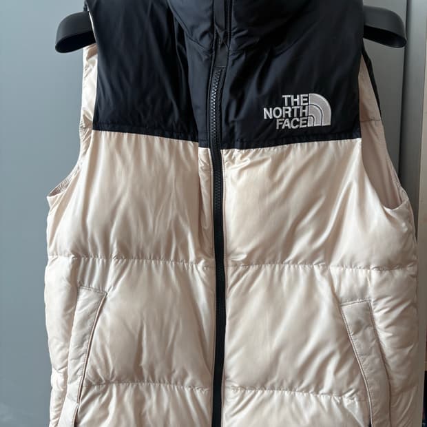 노스페이스 패딩 조끼 