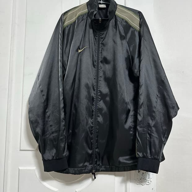 나이키 올드스쿨 재팬 바람막이