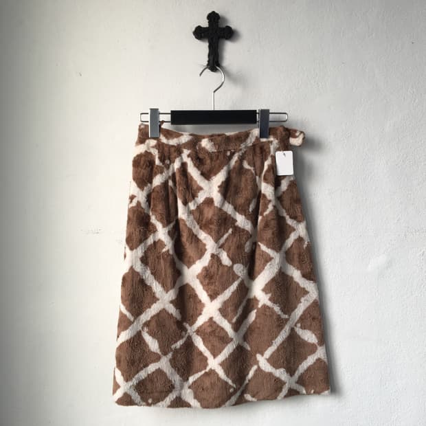 Fake fur pattern skirt