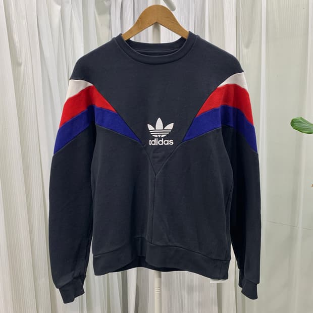 아디다스 오리지널 파이어버드 배색 맨투맨 1801