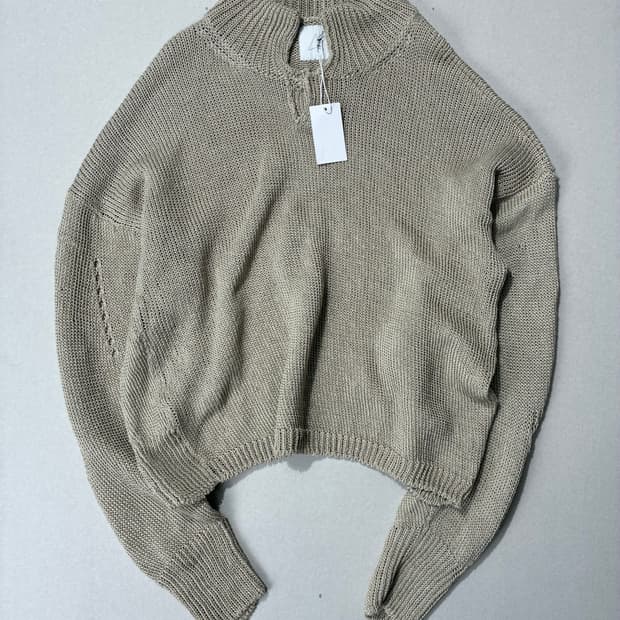 ROA 로아 하이킹 컷아웃 펀칭 디테일 폴로 니트 베이지 M사이즈