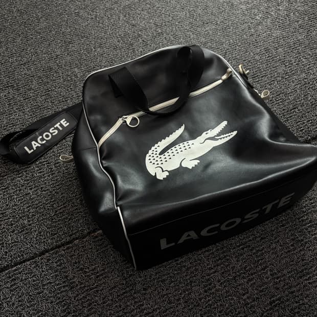 라코스테 빅로고 아카이브 레더 크로스백 1813