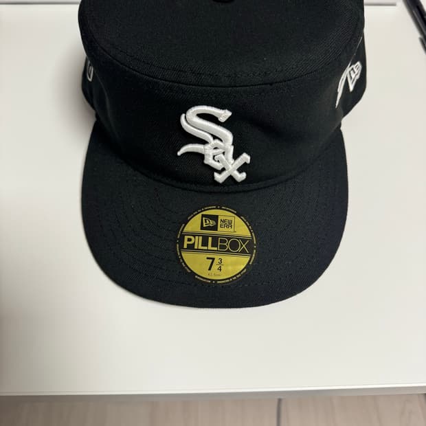 뉴에라 화이트삭스 필박스 피티드캡