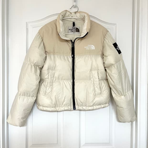 노스페이스 화이트 라벨 노벨티 눕시 패딩 / 크림컬러