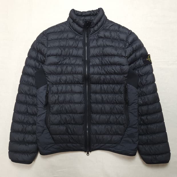 [95] 스톤아일랜드 다크그레이 경량 패딩