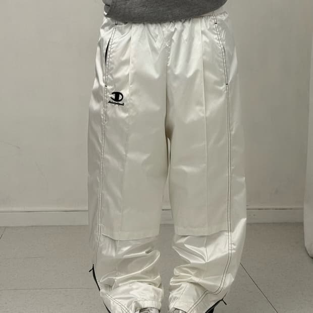 챔피온 화이트 트랙팬츠