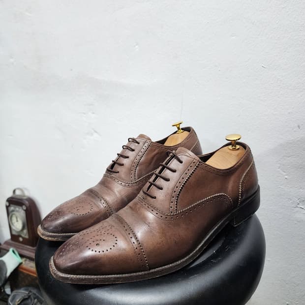 미소페 브라운 윙팁 남성 구두