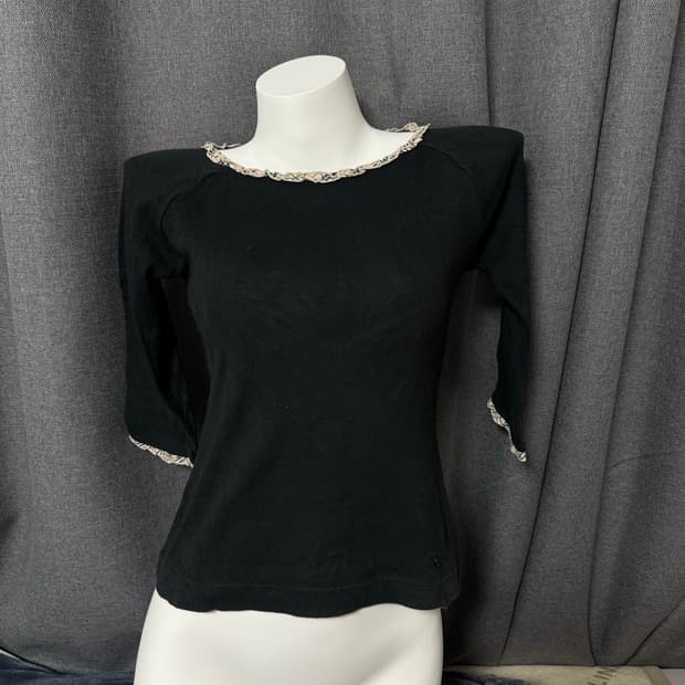 버버리 y2k 프릴 체크 트리밍 8부 긴팔티 