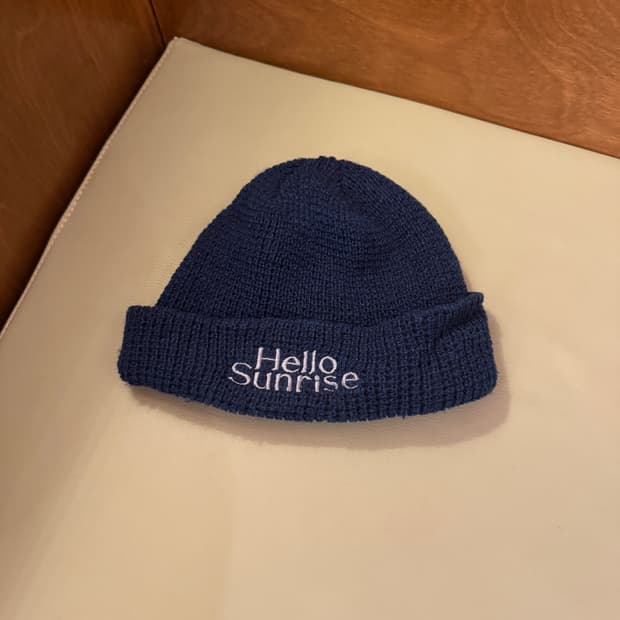 헬로선라이즈 비니