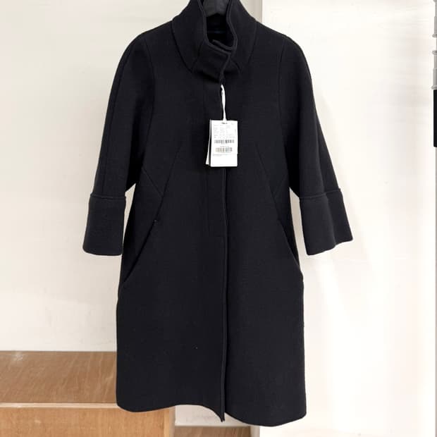 막스앤코 블랙 코쿤 펀넬넥 오버사이즈 코트
