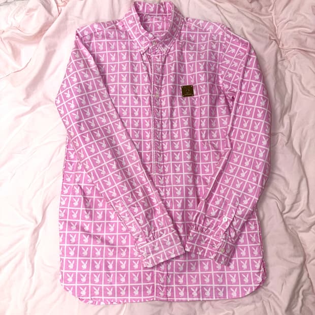 PLAYBOY x JOYRICH 로고 핑크 셔츠 금장