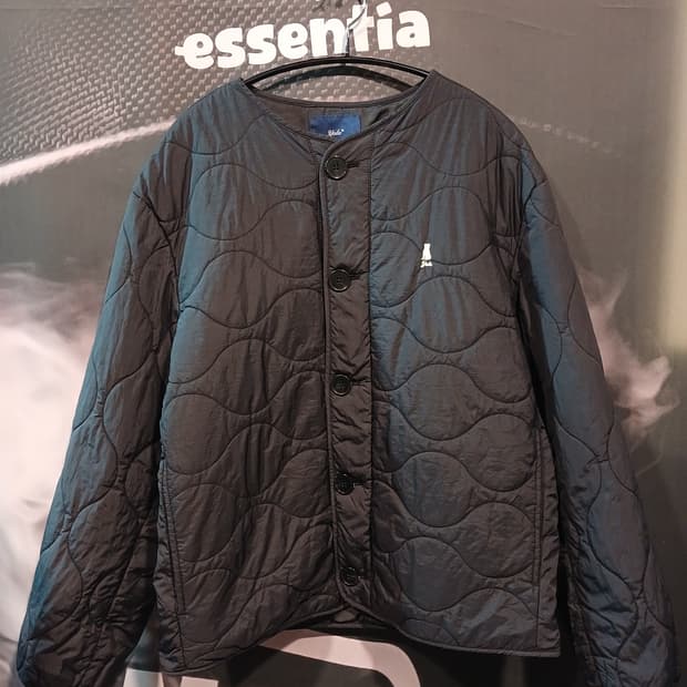 예일 웜업 퀄팅 자켓