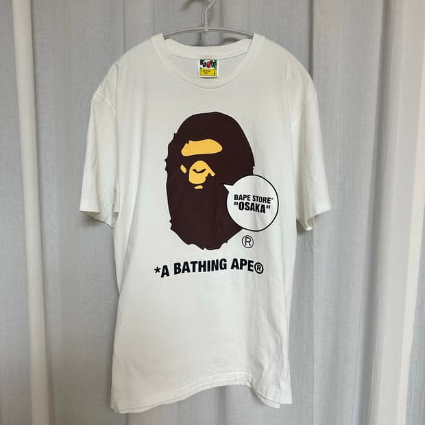 Bape (오사카스토어 한정) T-shirts