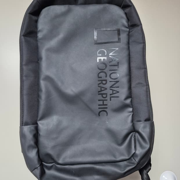 네셔널지오그래픽 정품 가방 판매합니다