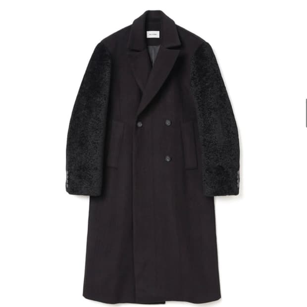 [밀로우먼] 블랙 퍼 소매 코트 S
