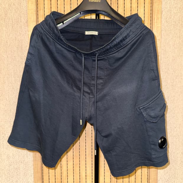 CP컴퍼니 렌즈 반바지