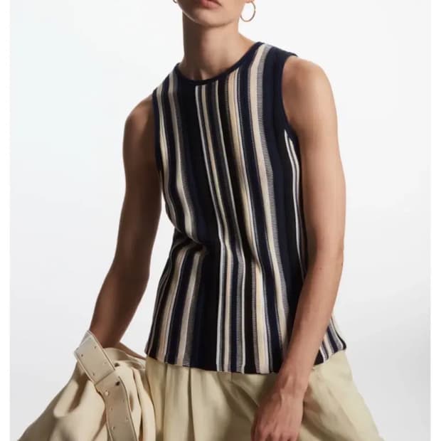 COS 코스 스트라이프 니트 베스트 네이비