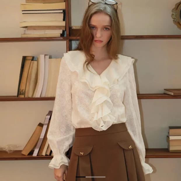 1회착용/ 쎄무아듀 플라워프릴 블라우스 S