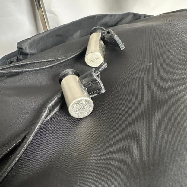 PRADA 프라다 나일론 드로스트링 크로스백