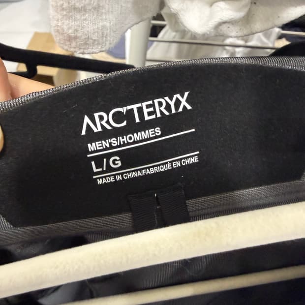 아크테릭스 블랙L 사이즈 교환 