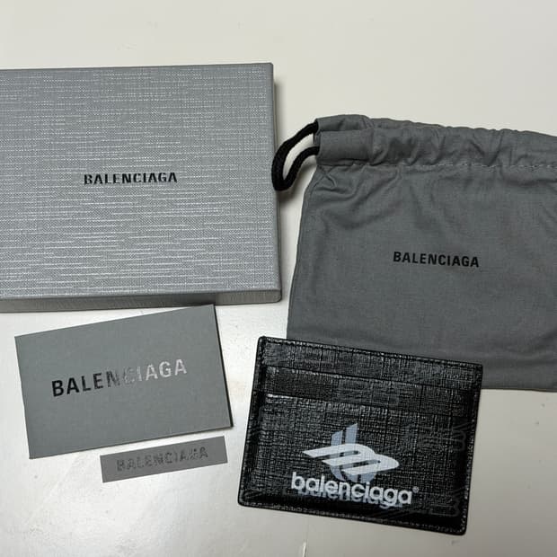 발렌시아가 카드지갑