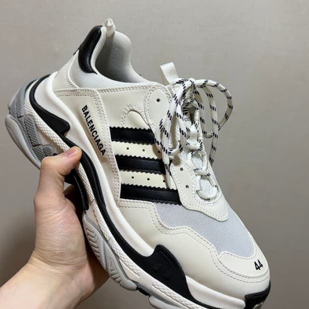 (44) 발렌시아가 아디다스 트리플s