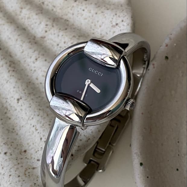 Gucci 구찌 1400L 호스빗 실버 뱅글 워치