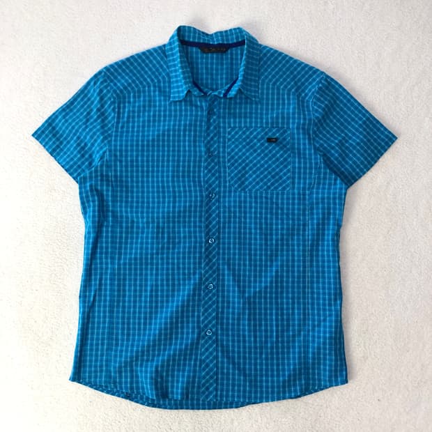 아크테릭스 반팔셔츠 