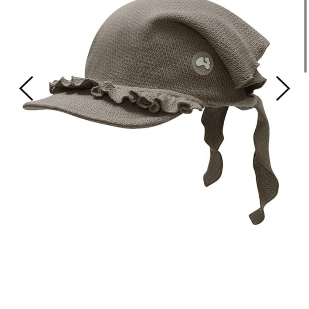 구해요) 허그유어스킨 Frill winter visor cap