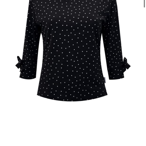 체메씨 Starry half tee 구합니다