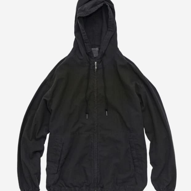 [1] 폴리테루 집후디 유즈드 블랙