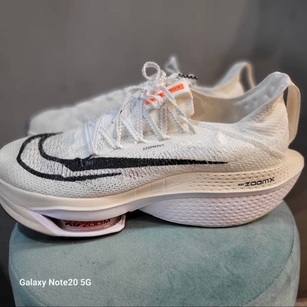 나이키 알파플라이 넥스트% 2프로토 러닝화 275